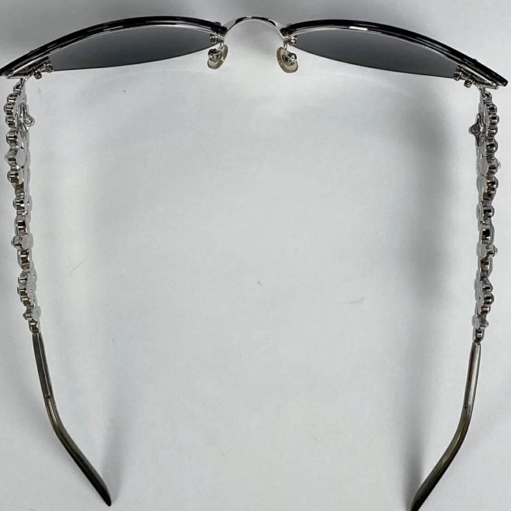 Louis Vuitton Cat eye sunglasses! Limited 2003 edition. Numbered with case&box! - Picture 9 of 9